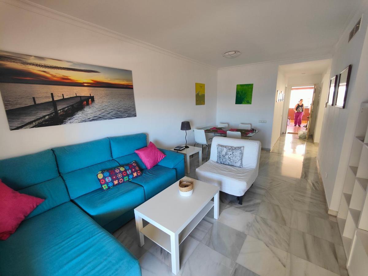 Apartamento Cerca De La Playa Con Piscina 푸엔히롤라 외부 사진